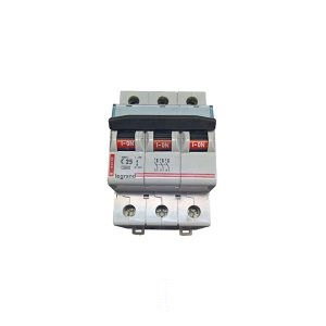 کلید مینیاتوری Legrand B10 سه پل